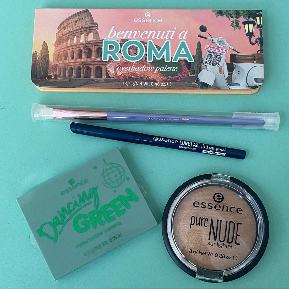 ESSENCE 5pc Bundle: Eyeshadow Palettes, Sunlighter, Eyeliner, Brush